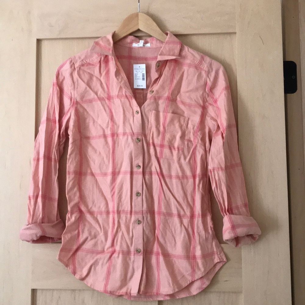 Maurice’s button down top xs